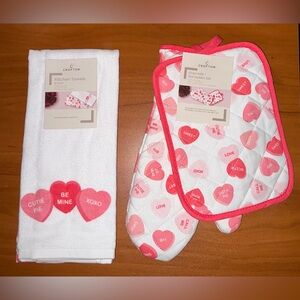 Crofton Valentines Day Kitchen Dish Towels & Potholders